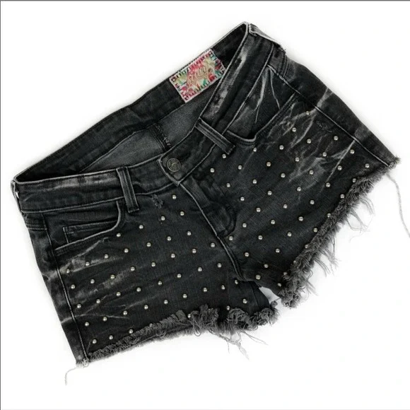 Siwy Alia Cut-off Shorts in Renegade with Studs Size 24 - Picture 1 of 9